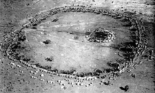 Village ba-ila en Zambie, exemple étudié par Ron Eglash. Photo : African Fractals, CC BY-SA 4.0.